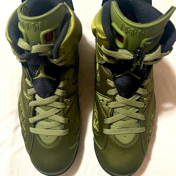 Jordan 6 Retro Pinnacle Promo Flight Size 8 Mens